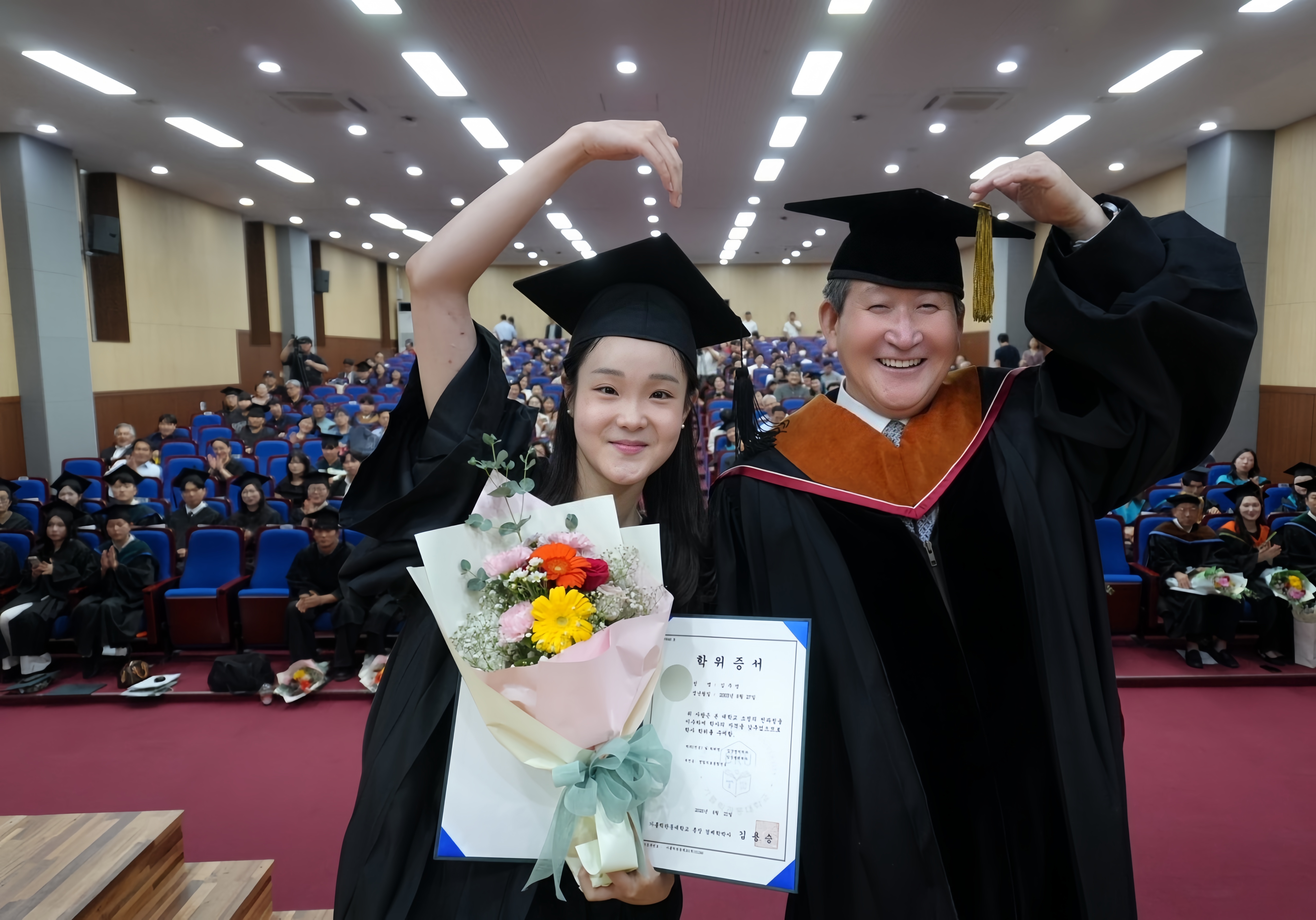 뜨거웠던 열정, 빛나는 결실<br>새로운 출발을 응원합니다!
